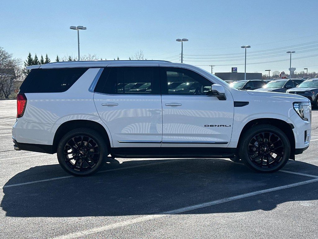 Used 2024 GMC Yukon Denali image 4