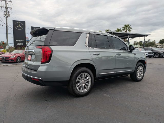 Used 2023 GMC Yukon SLT w/ SLT Luxury Package AWD/4WD image 5