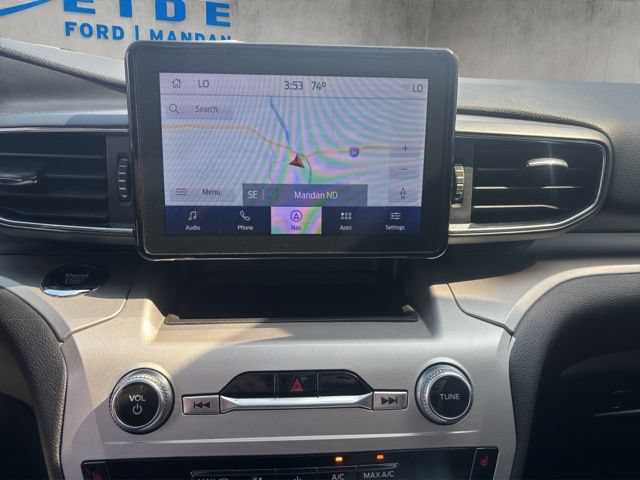 Certified 2022 Ford Explorer XLT AWD/4WD image 3