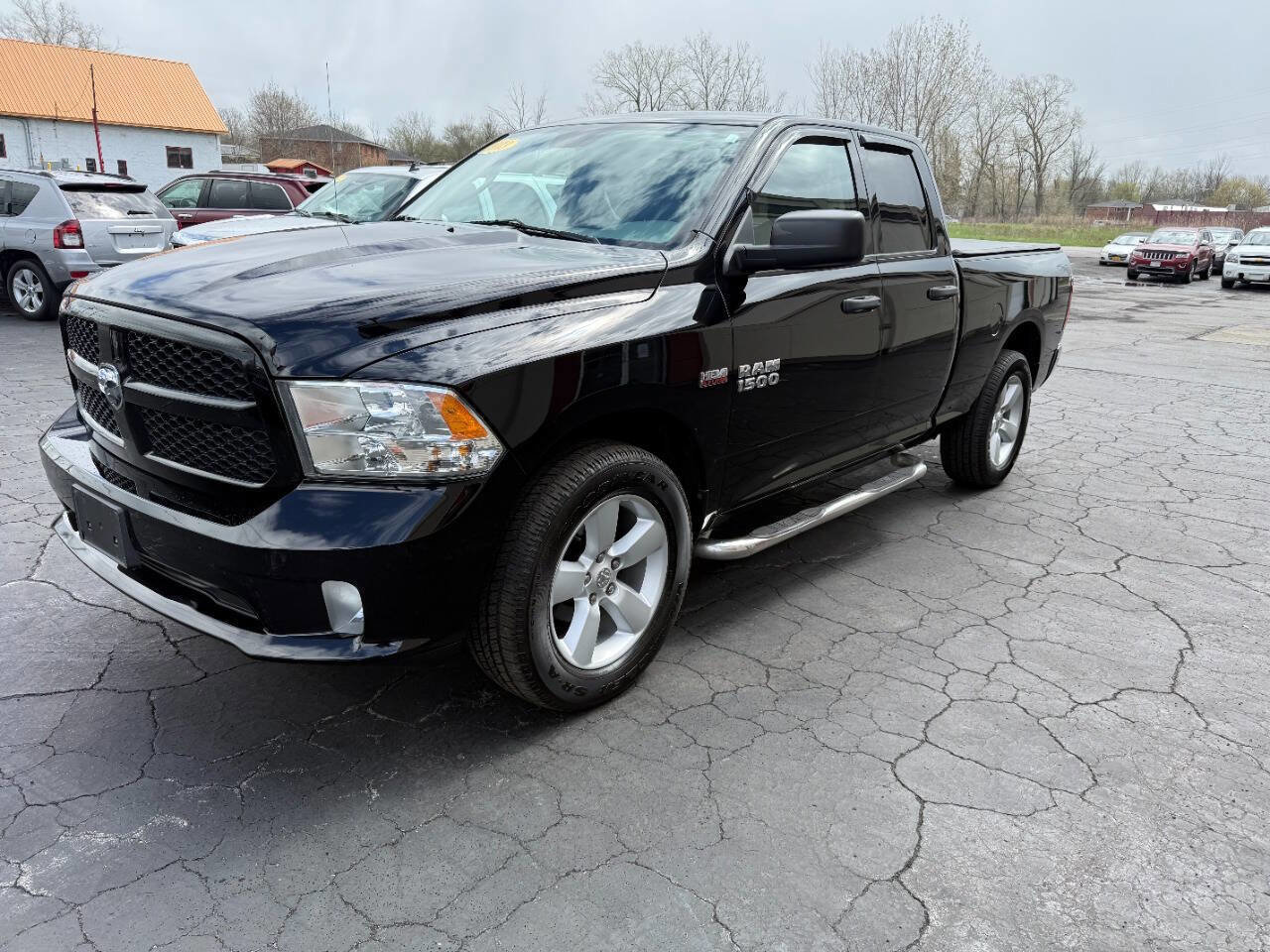 Used 2013 RAM 1500 Express AWD/4WD image 2
