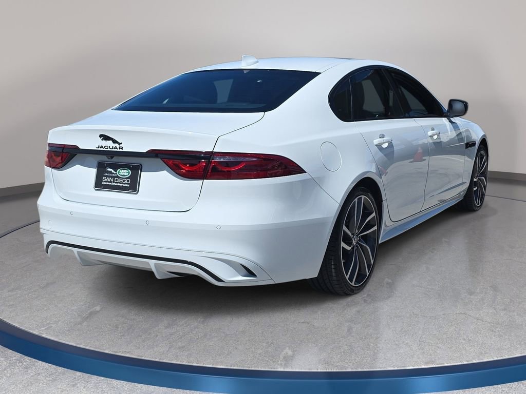 Certified 2024 Jaguar XF R-Dynamic SE AWD/4WD image 5