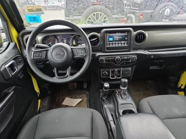 Used 2023 Jeep Wrangler Unlimited w/ Cold Weather Group image 10