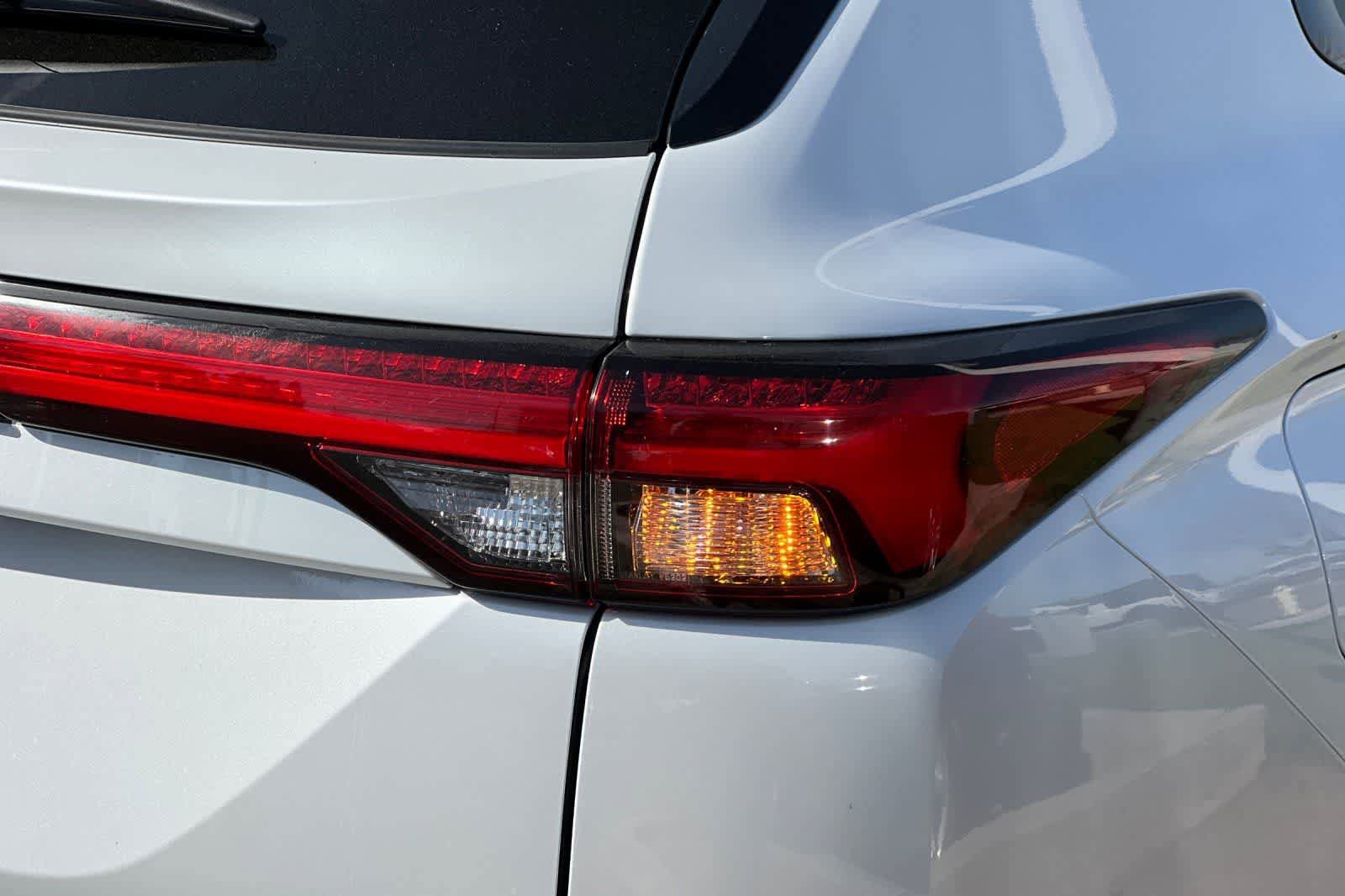 New 2026 Nissan Rogue SL AWD/4WD image 36