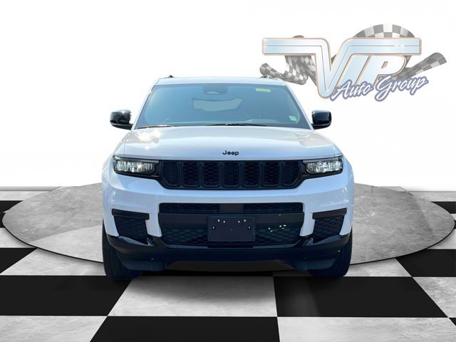 Used 2023 Jeep Grand Cherokee L Laredo AWD/4WD image 2