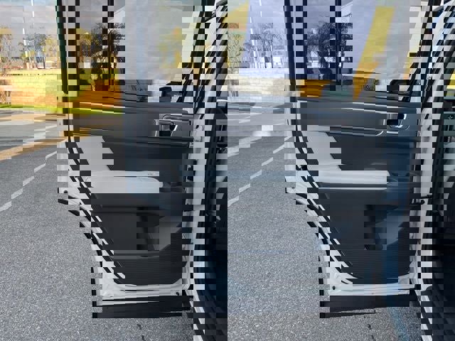 New 2026 Hyundai Santa Fe SE image 24