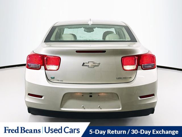 Used 2015 Chevrolet Malibu LT w/ Power Convenience Package image 7