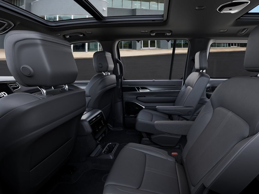 New 2026 Jeep Grand Wagoneer Limited AWD/4WD image 23