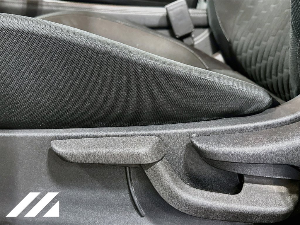 Used 2023 Nissan Kicks SV FWD image 20