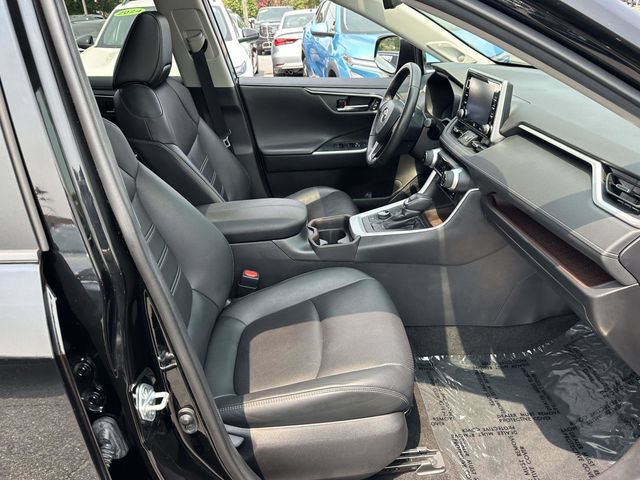 Used 2021 Toyota RAV4 Limited w/ Limited Grade Weather Package AWD/4WD image 19