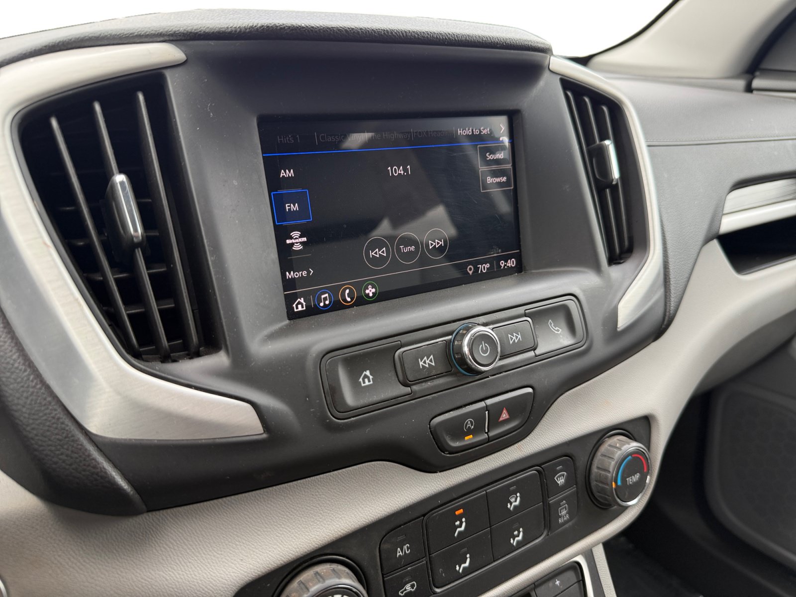 Used 2023 GMC Terrain SLE w/ Fleet Convenience Package AWD/4WD image 12
