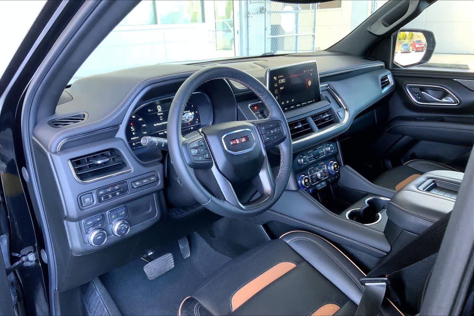 Used 2024 GMC Yukon AT4 w/ AT4 Premium Package image 18