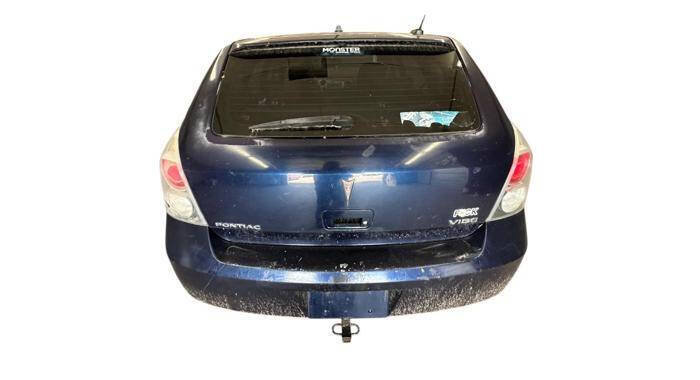 Used 2010 Pontiac Vibe w/ Preferred Package FWD image 4