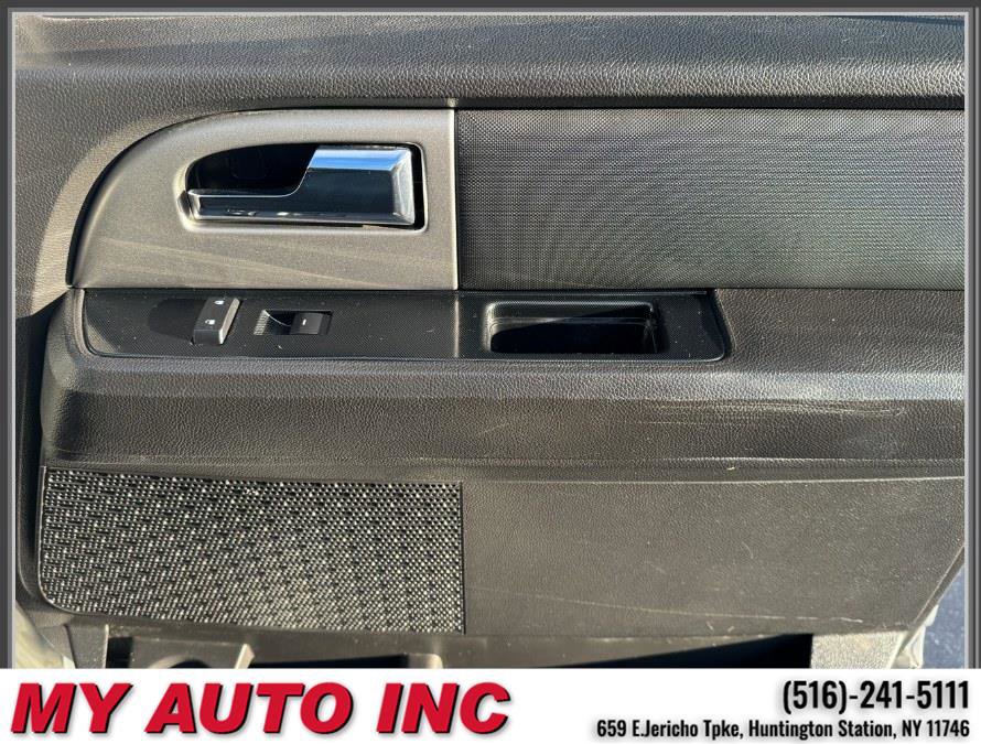 Used 2011 Ford Expedition XLT w/ 203A Rapid Spec Order Code image 28