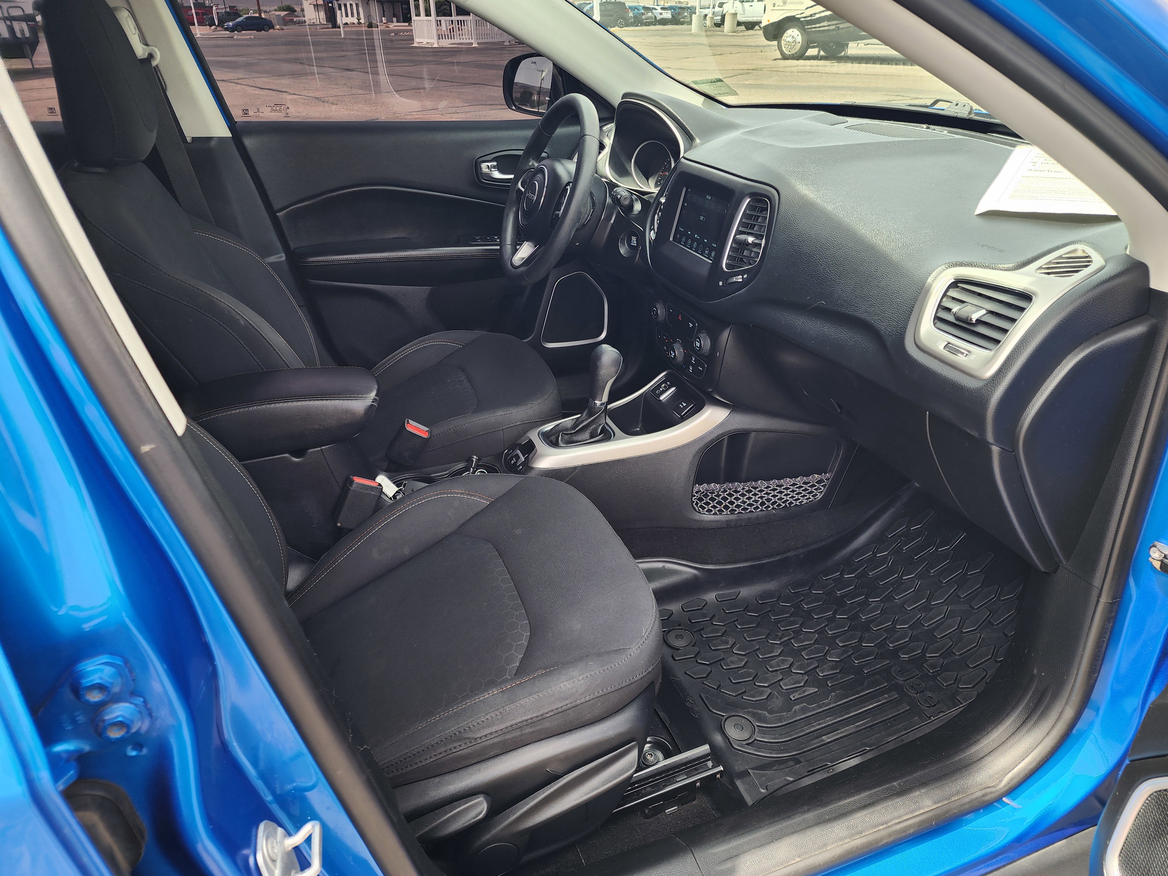 Used 2019 Jeep Compass Sport FWD image 12