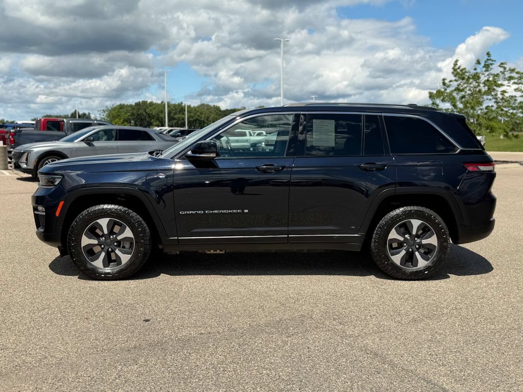 Used 2024 Jeep Grand Cherokee Limited 4xe AWD/4WD image 10