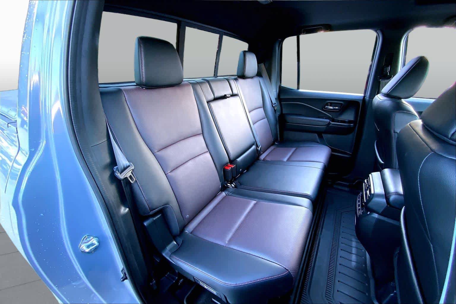 Certified 2025 Honda Ridgeline Black Edition image 20