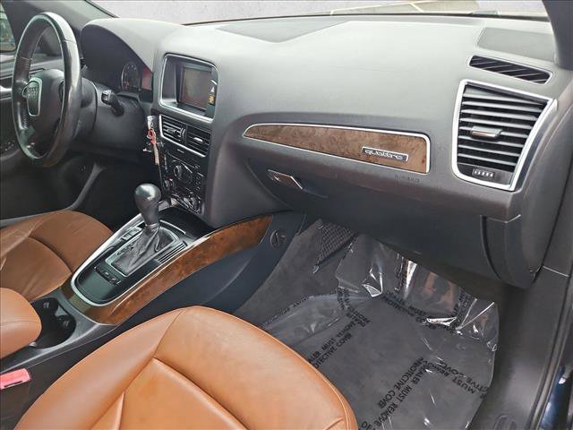 Used 2011 Audi Q5 2.0T Premium image 21