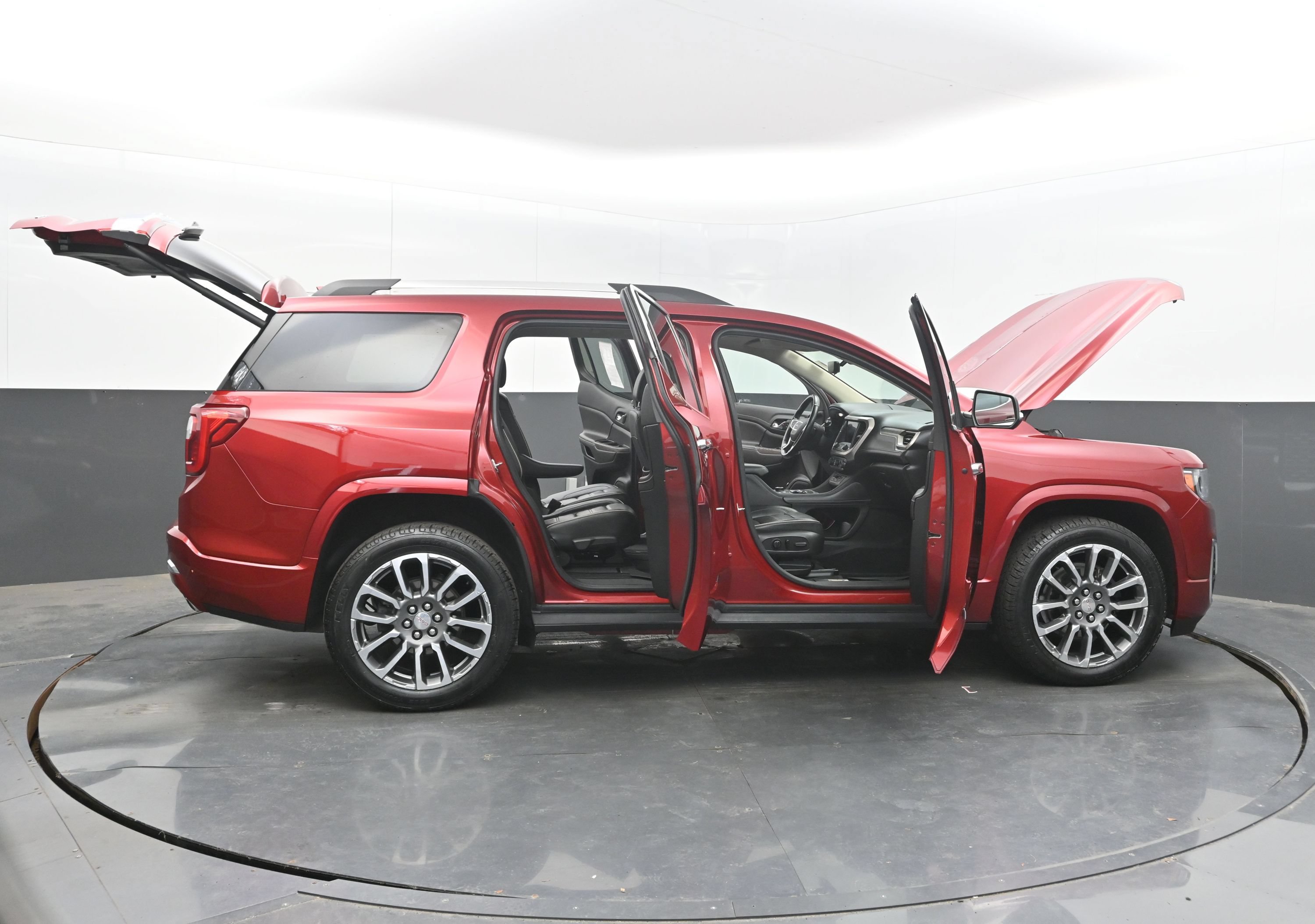 Used 2022 GMC Acadia Denali w/ Denali Ultimate Package AWD/4WD image 45
