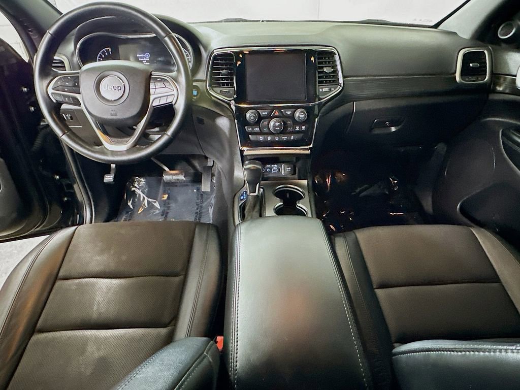Used 2020 Jeep Grand Cherokee Altitude image 16