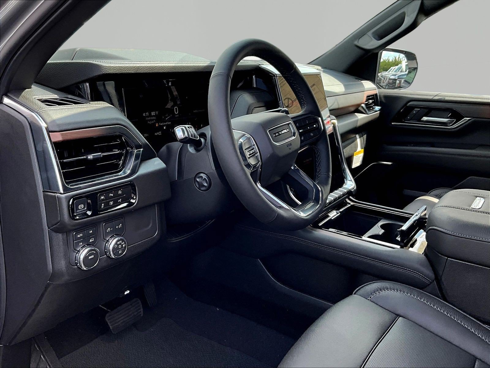 New 2026 GMC Yukon XL Denali AWD/4WD image 16