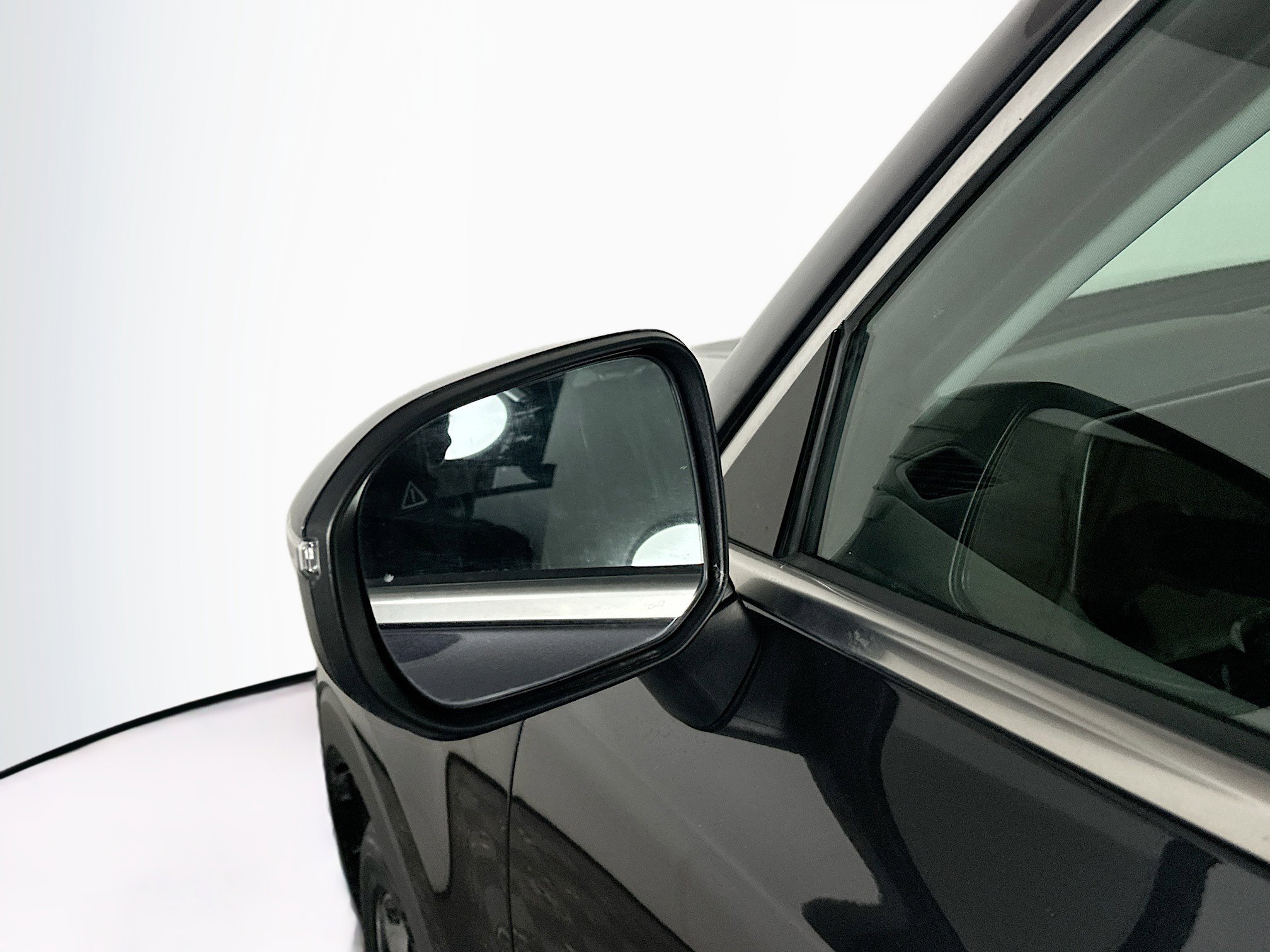 Used 2025 Kia Telluride S image 16