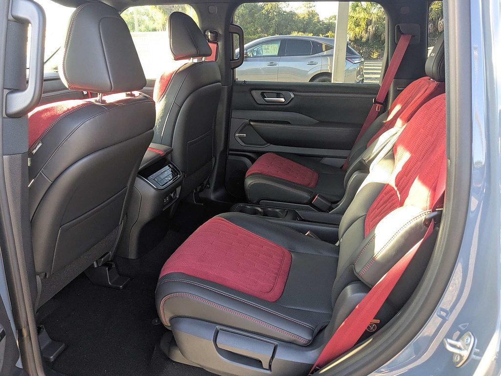 New 2026 Nissan Armada NISMO AWD/4WD image 17