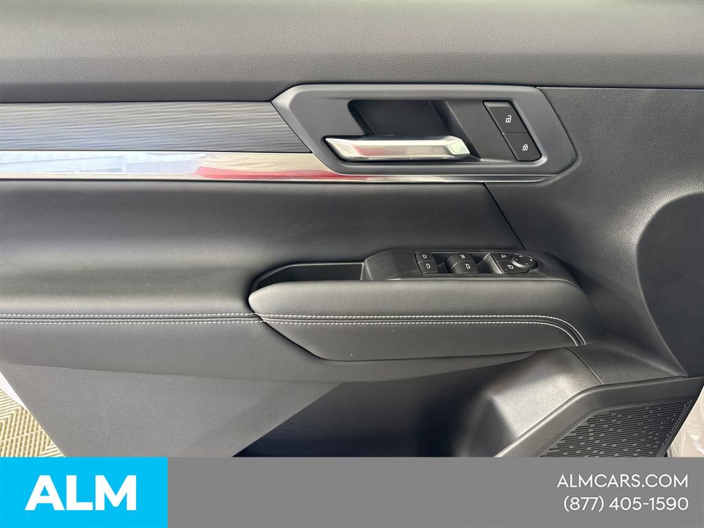 Used 2026 GMC Terrain Elevation image 14