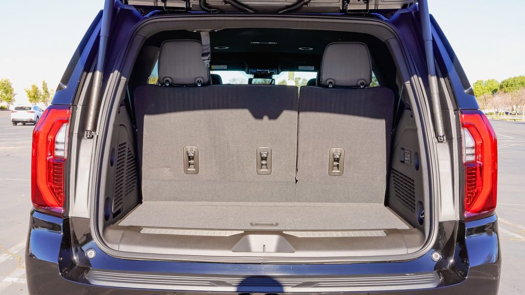 New 2026 GMC Yukon Denali image 9
