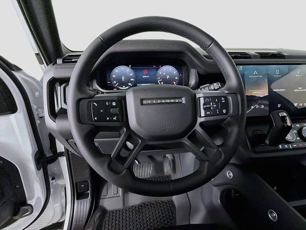 New 2026 Land Rover Defender 110 X-Dynamic SE AWD/4WD image 11