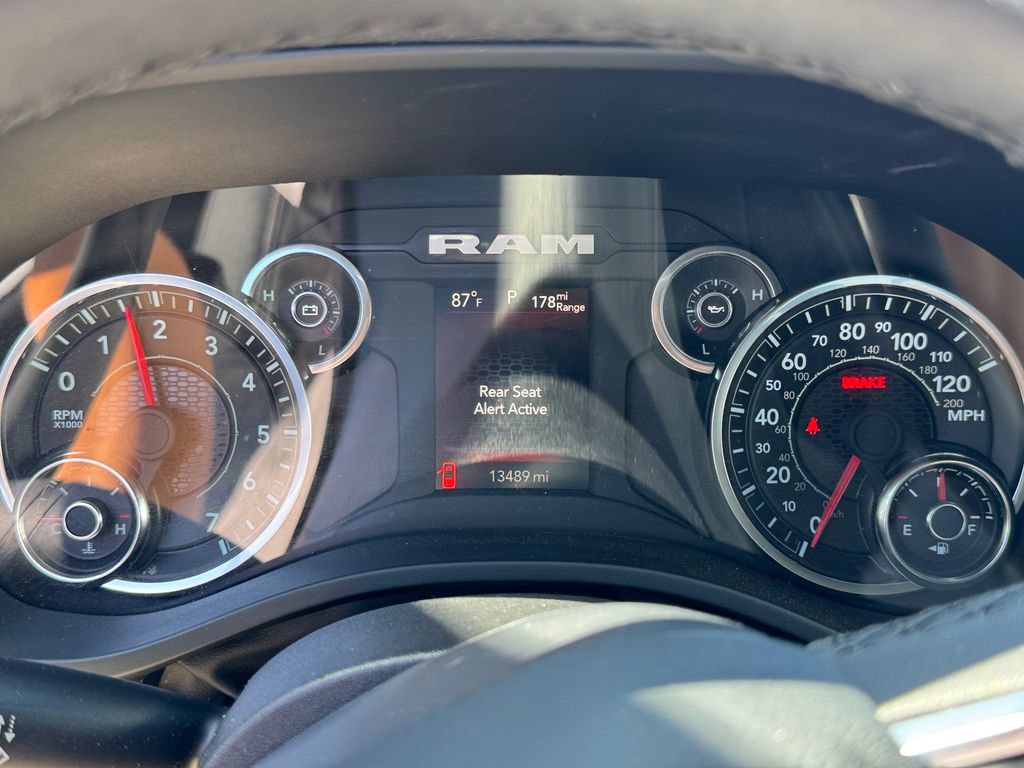 Used 2025 RAM 1500 Big Horn RWD image 25