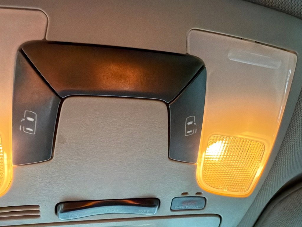 Used 2020 Toyota Sienna LE image 26