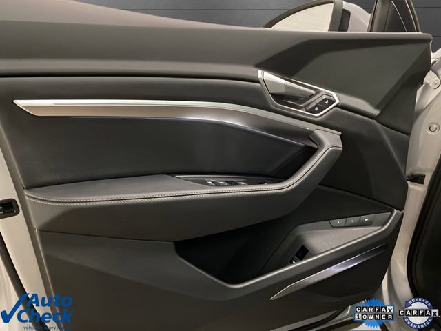Used 2023 Audi e-tron Premium Plus w/ Premium Plus Package image 22