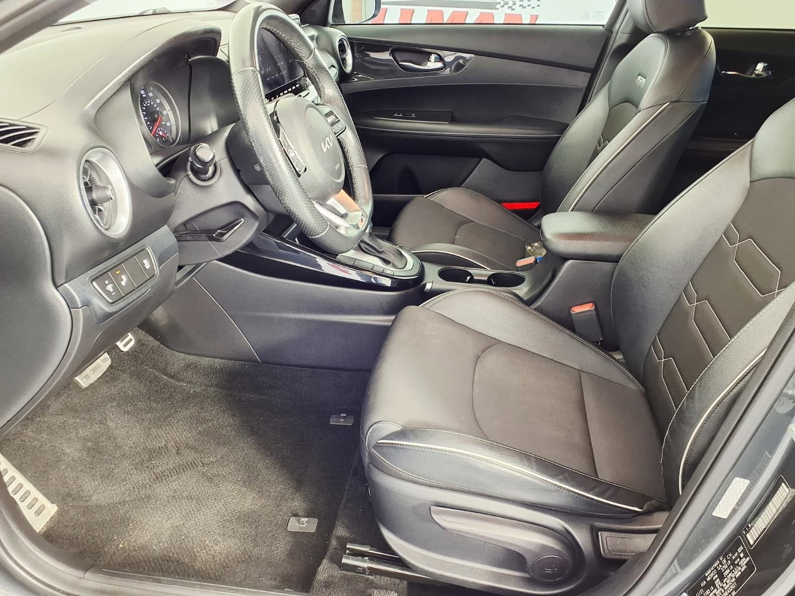 Used 2022 Kia Forte GT-Line image 12