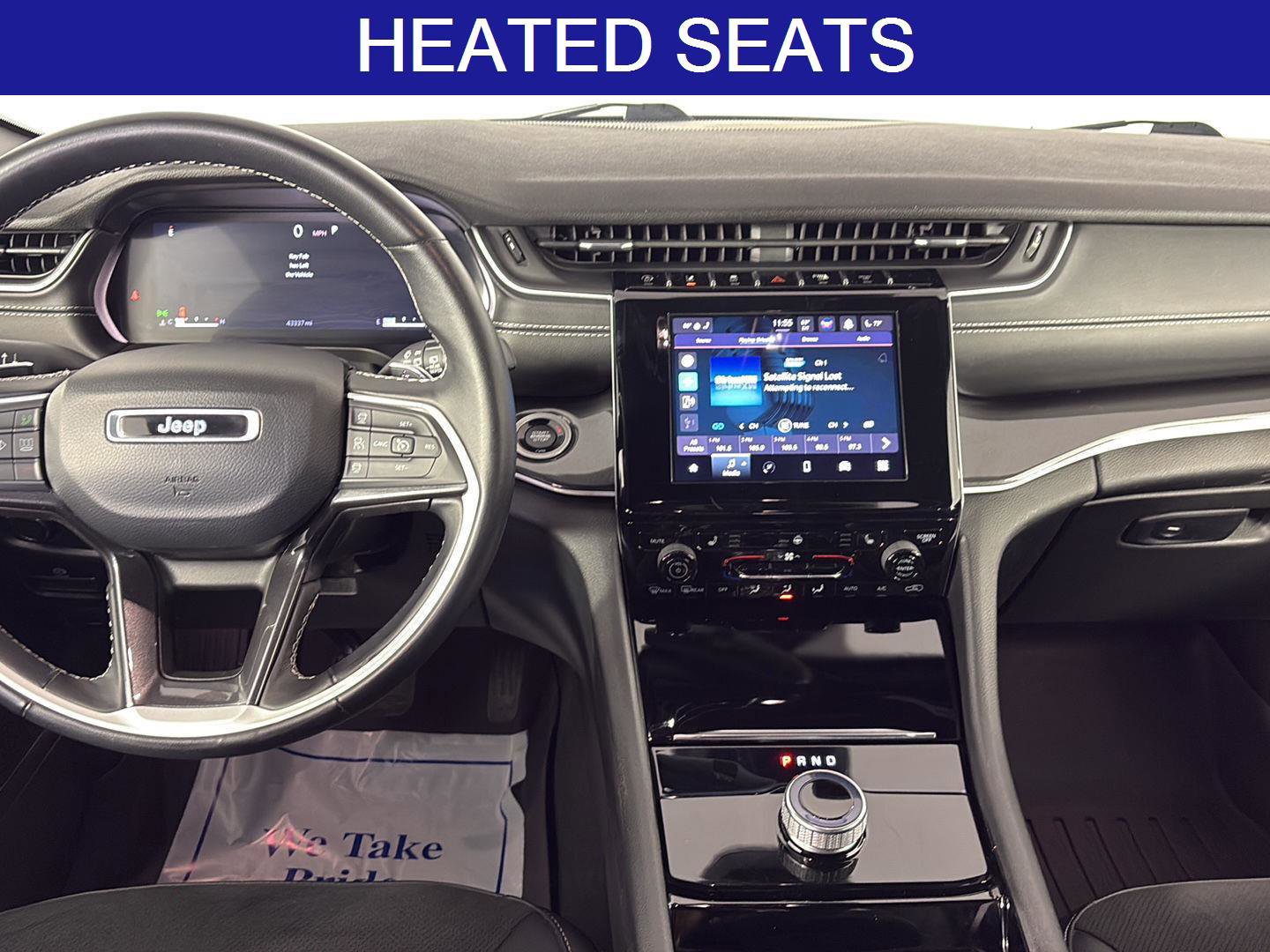 Used 2022 Jeep Grand Cherokee L Laredo image 17