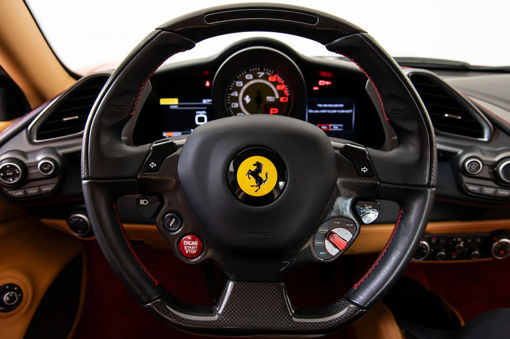 Certified 2017 Ferrari 488 GTB RWD image 11