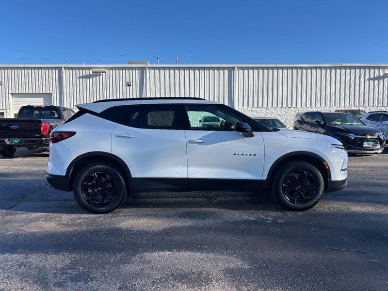 Certified 2024 Chevrolet Blazer LT w/ Convenience Package image 6