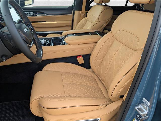 New 2026 Jeep Grand Wagoneer L Summit AWD/4WD image 4