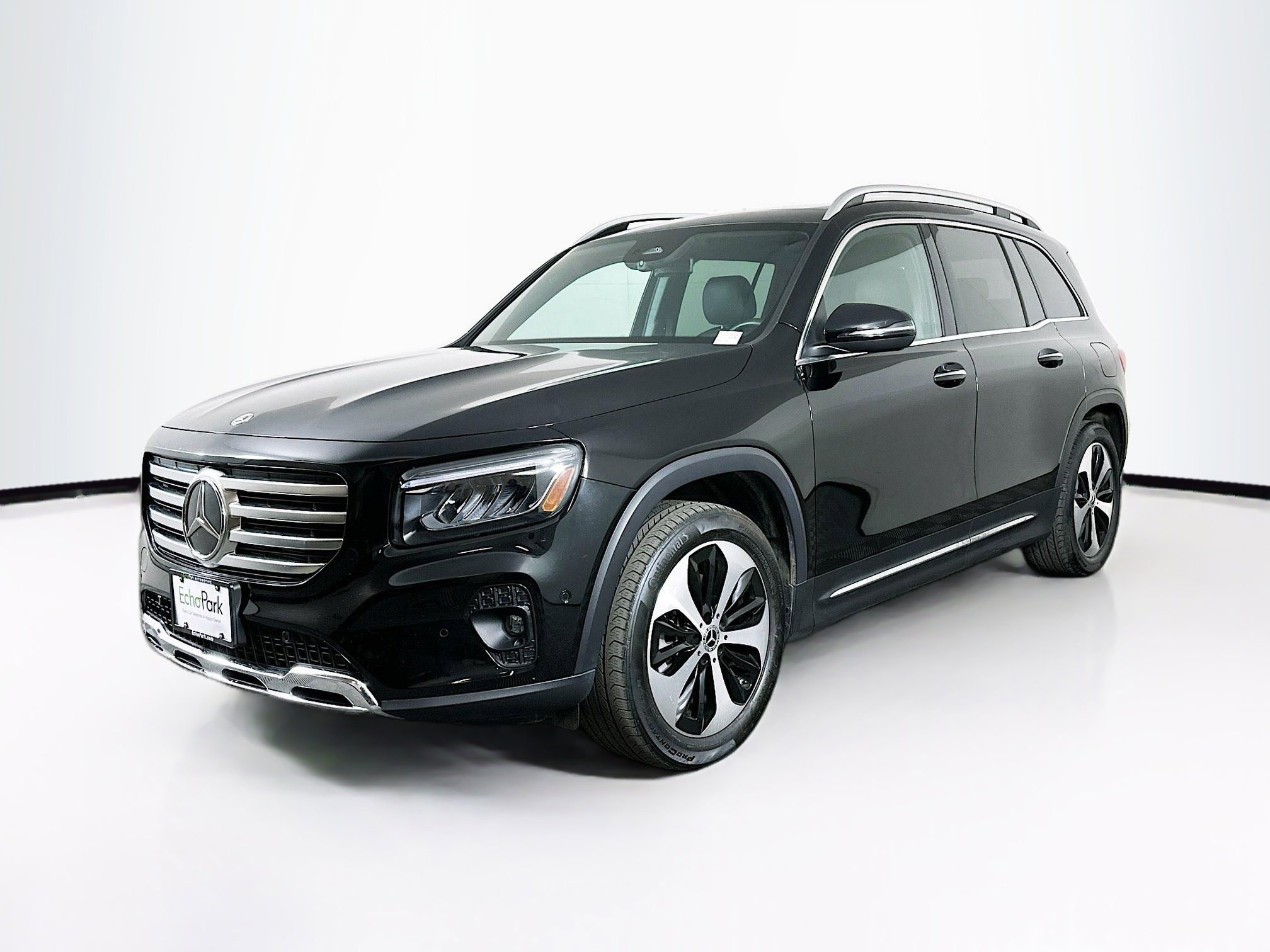 Used 2025 Mercedes-Benz GLB 250 4MATIC image 3