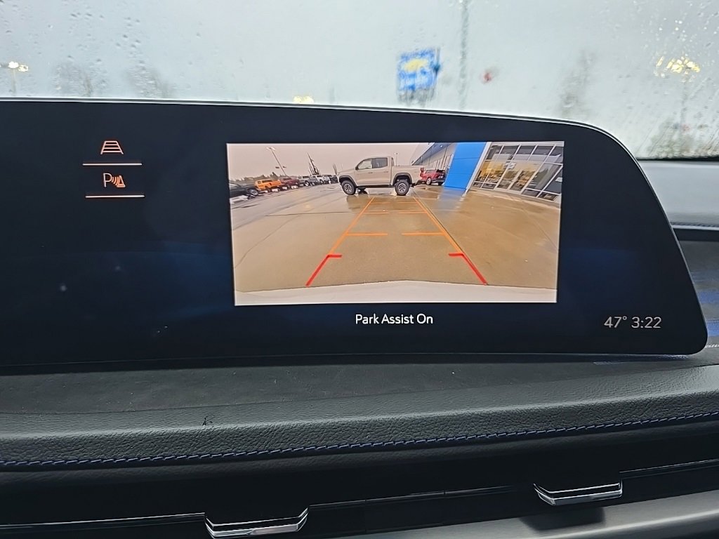 Used 2024 Cadillac XT4 Sport image 15