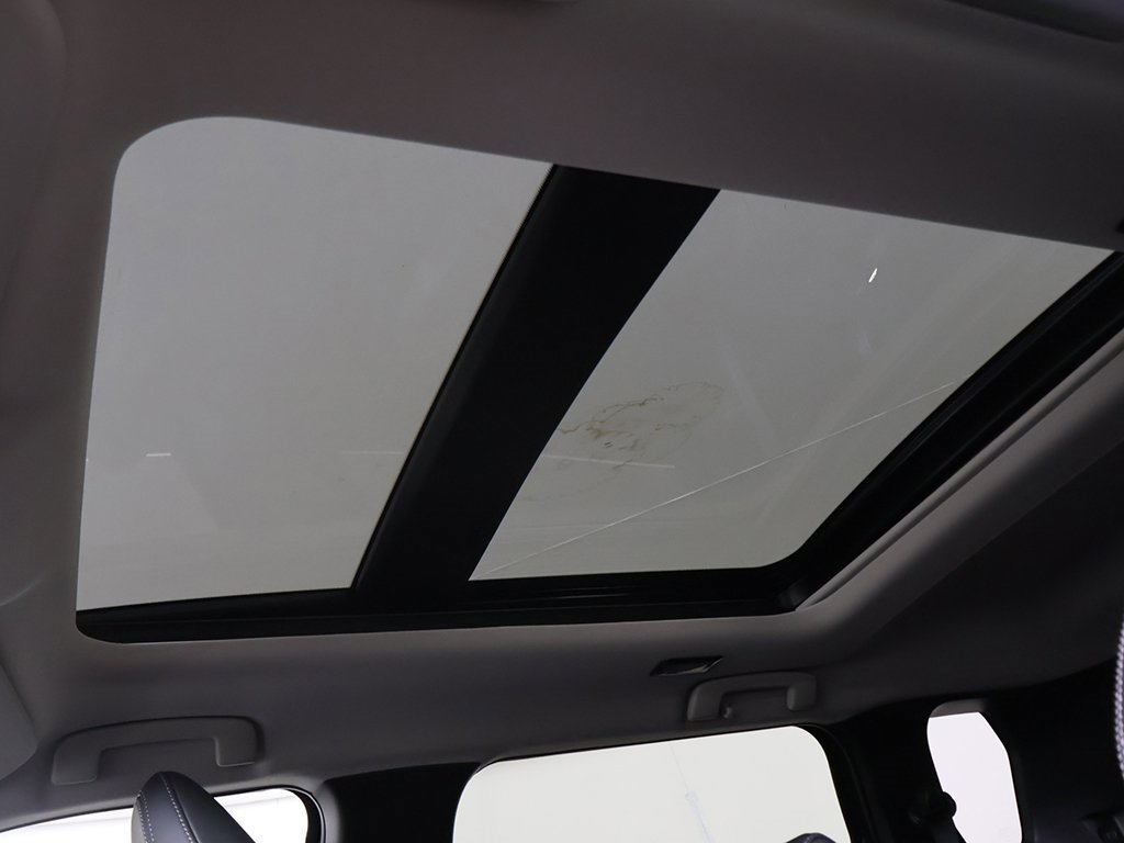 New 2025 Mitsubishi Outlander SE image 22