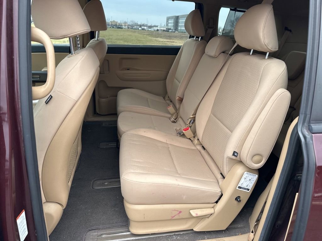 Used 2016 Kia Sedona LX w/ LX Convenience Package image 15