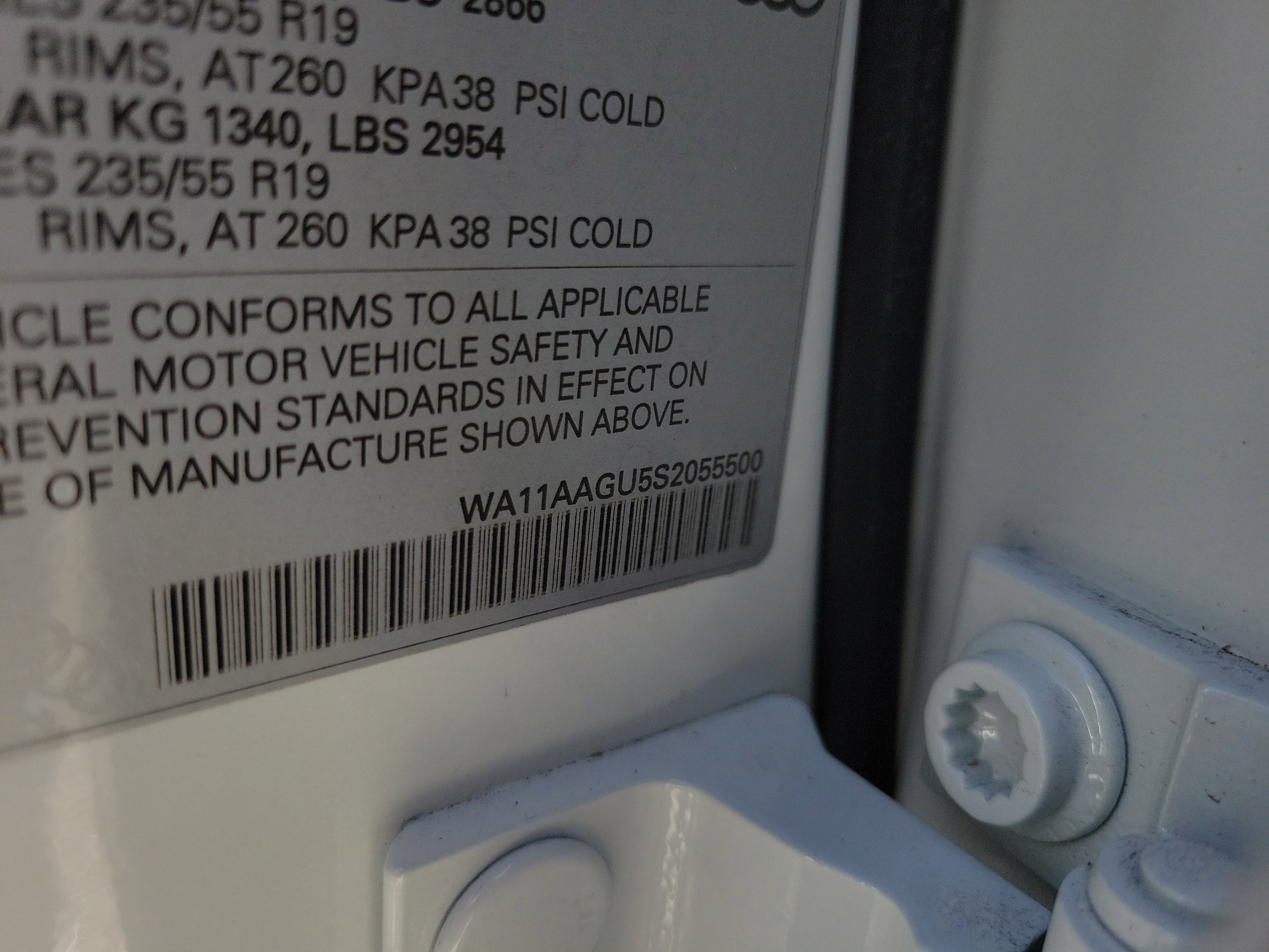 Used 2025 Audi Q5 Premium w/ Convenience Package image 35