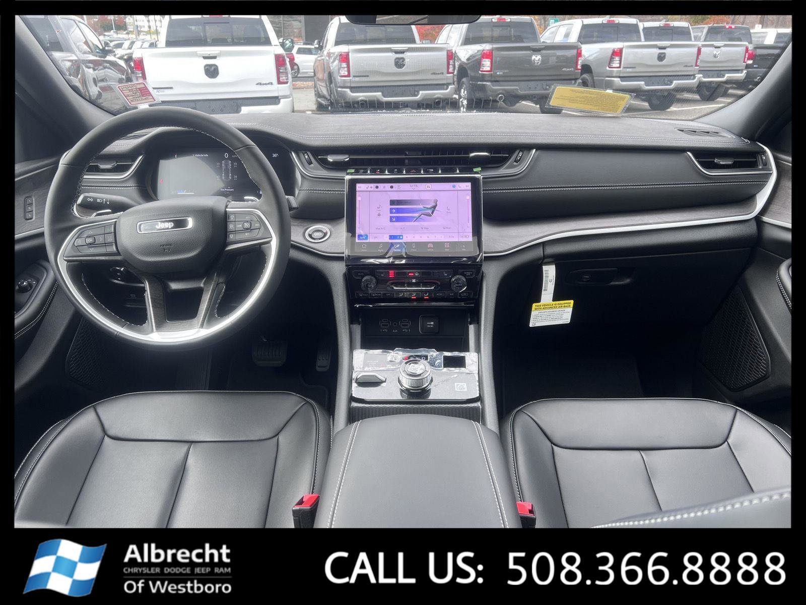 New 2025 Jeep Grand Cherokee Limited image 18