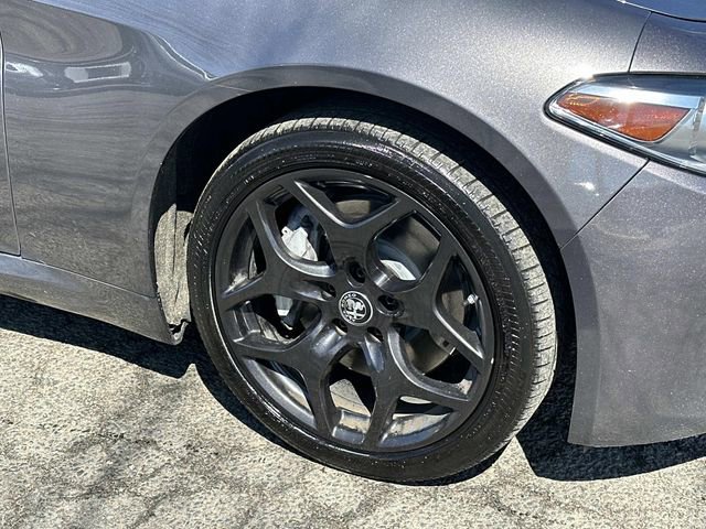 Used 2021 Alfa Romeo Giulia Sprint w/ Nero Edizione image 7