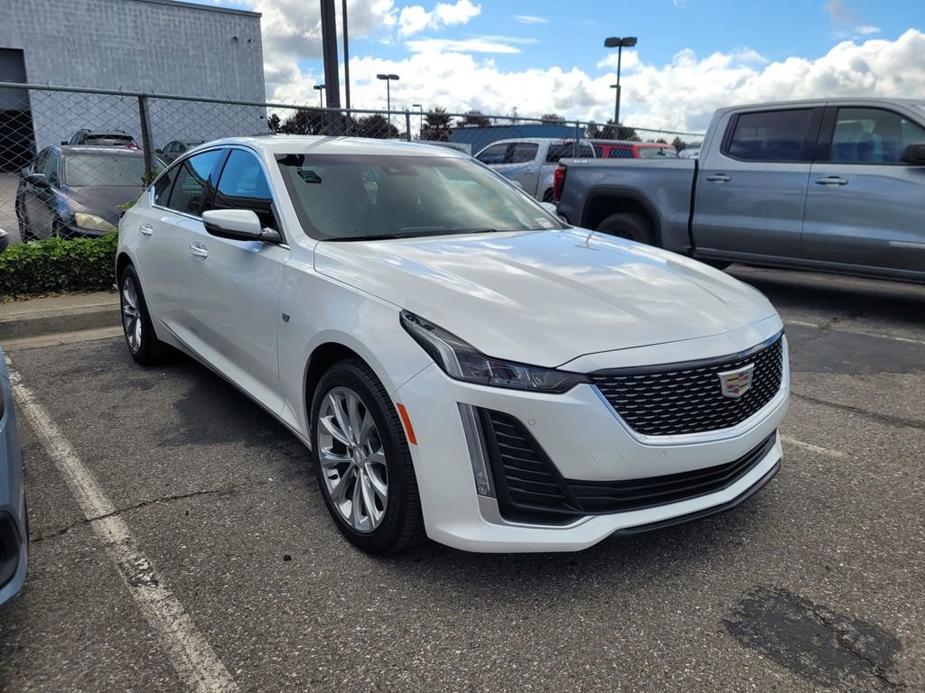 Used 2023 Cadillac CT5 Luxury image 3