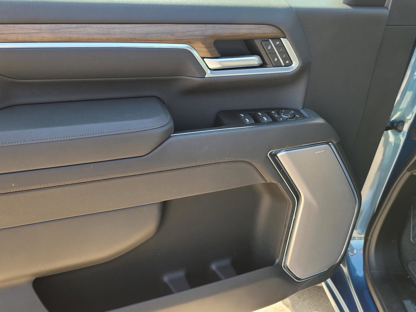 New 2026 Chevrolet Silverado 2500 High Country w/ High Country Premium Package AWD/4WD image 13