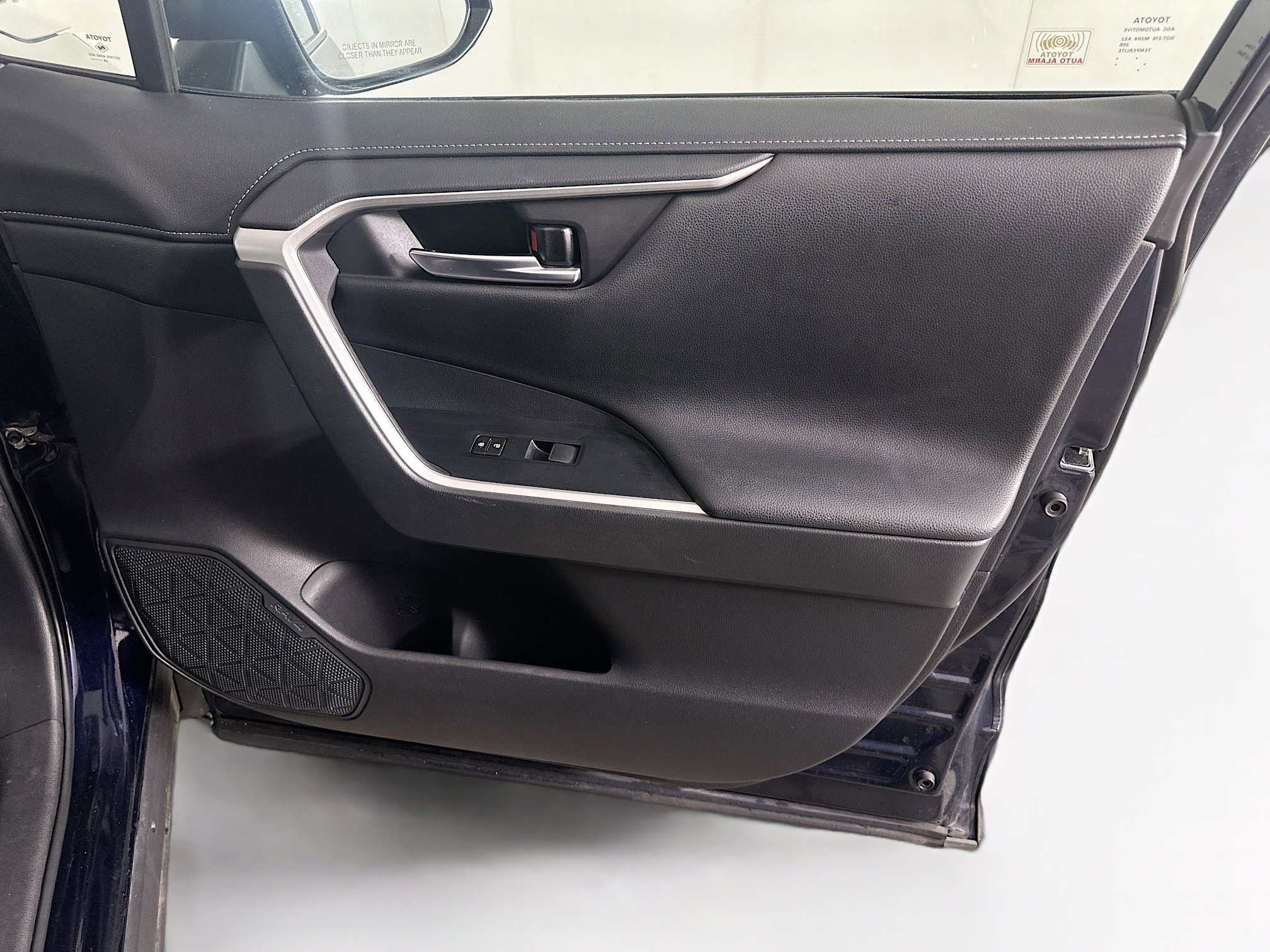 Used 2021 Toyota RAV4 Limited image 33