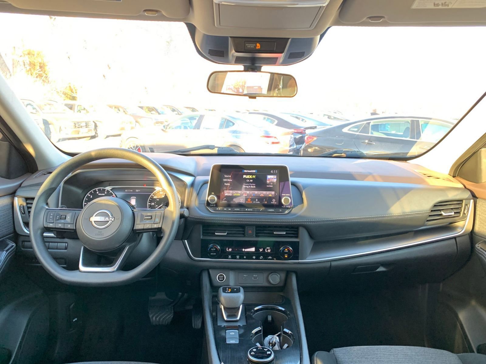 Used 2023 Nissan Rogue SV image 33