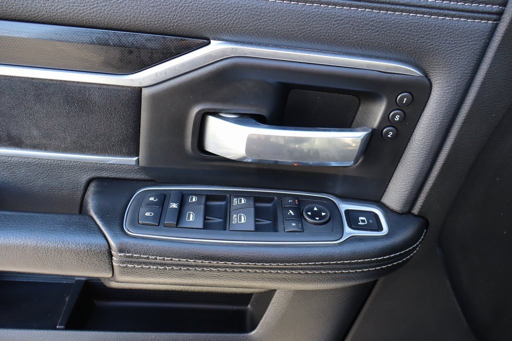 Used 2022 RAM 3500 Laramie w/ Night Edition image 27