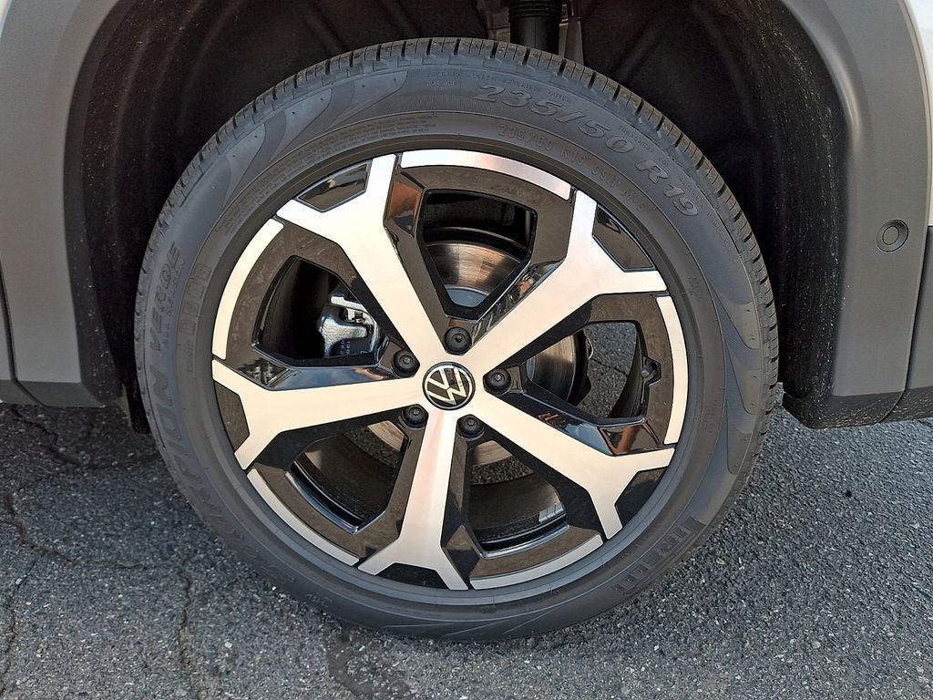 New 2026 Volkswagen Tiguan SE AWD/4WD image 5